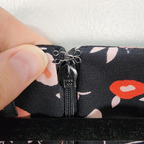 TALBOTS | Floral Shift Dress Size 12 Black Red Pink Midi Flounce Ruffle Modest - Picture 7 of 9